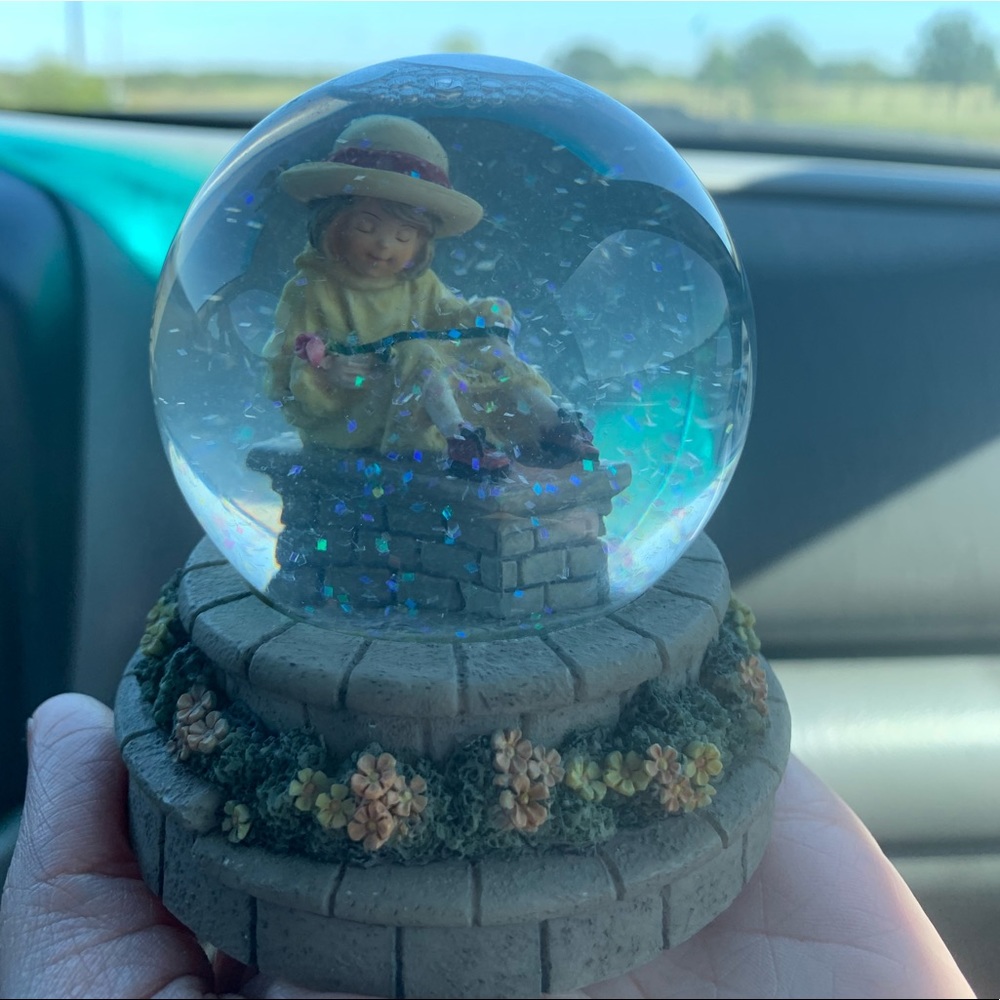 Kim Anderson’s Forever Young | Globe | Vintage | 6204